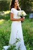 Enges plissiertes klassisches Spitze Brautkleid mit Juwel Ausschnitt mit gekappten Ärmeln - 4