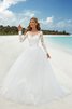 Beach Stil plissiertes Perlenbesetztes konservatives bodenlanges Brautkleid mit Schleife - 1