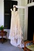 Robe de mariée elégant avec manche épeules enveloppants avec zip col en forme de cœur - 4