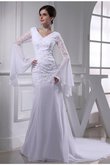 Reißverschluss Gesticktes V-Ausschnitt Brautkleid aus Chiffon mit Kapelle Schleppe
