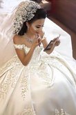 Robe de mariée captivant a eglise classique luxueux longue