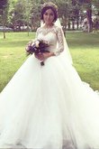 Robe de mariée classique naturel delicat en tulle avec manche longue