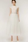 A-Linie Perlenbesetztes Tüll modisches Brautkleid mit Gürtel mit gekappten Ärmeln