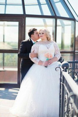 Sweep Zug Tüll Duchesse-Linie extravagantes romantisches Brautkleid mit Rücken Schnürung