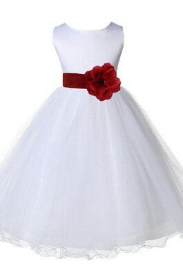 Ärmelloses A-Line knielanges Blumenmädchenkleid mit Empire Taille mit Blume