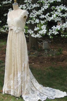 Ewiges Empire Taille Reißverschluss A-Line bodenlanges Brautkleid mit Blume