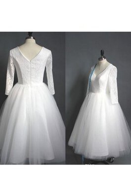 Reißverschluss V-Ausschnitt kurzes lockeres romantisches Brautkleid aus Spitze