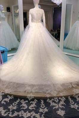 Lange Ärmeln Kathedral Schleppe luxus romantisches Brautkleid mit Applike mit Bordüre