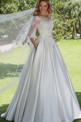 Schaufel-Ausschnitt Satin bodenlanges Brautkleid mit Bordüre mit Tasche