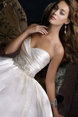 Duchesse-Linie klassisches rückenfreies Brautkleid mit Falte Mieder mit natürlicher Taille