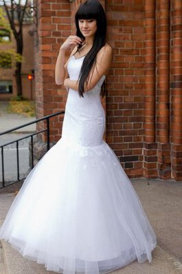 Reißverschluss Ärmelloses Tüll glamouröses bodenlanges Brautkleid mit natürlicher Taille
