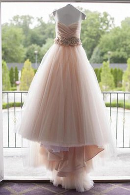 Rückenfreies Herz-Ausschnitt Duchesse-Linie romantisches Elegantes Brautkleid mit Perlen