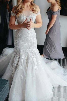 Reißverschluss Gericht Schleppe kurze Ärmeln Elegantes romantisches Modern Brautkleid