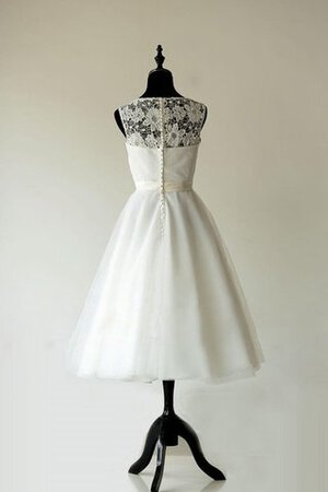 Juwel Ausschnitt Bateau luxus wadenlanges Brautkleid mit Blume mit Gürtel - Bild 2