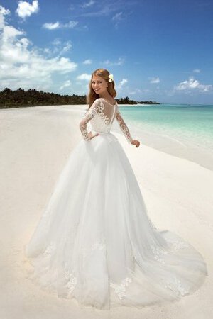 Beach Stil plissiertes Perlenbesetztes konservatives bodenlanges Brautkleid mit Schleife - Bild 3