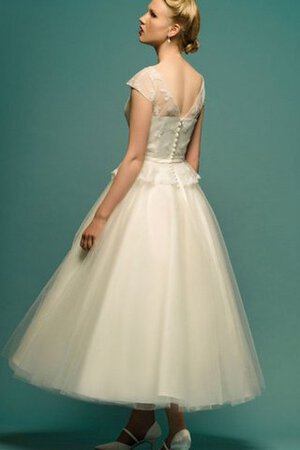 Zeitloses Ärmelloses Schaufel-Ausschnitt Elegantes wadenlanges Brautkleid mit Applike - Bild 2