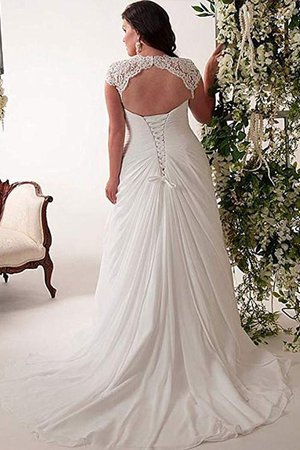 Garten Schlussverkauf Anständiges Brautkleid mit hoher Tailler mit Sweep Zug - Bild 2