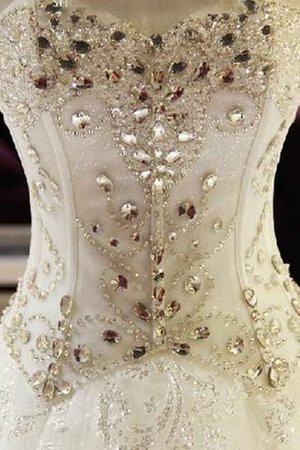 Gericht Schleppe Tüll Paillettenbesetztes Perlenbesetztes Elegantes Brautkleid mit Schleife - Bild 3