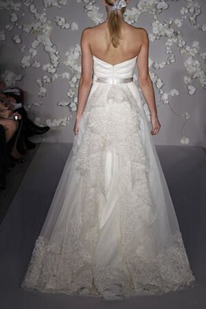 A-Line drapiertes rückenfreies Brautkleid mit Blume mit Schleife - Bild 3