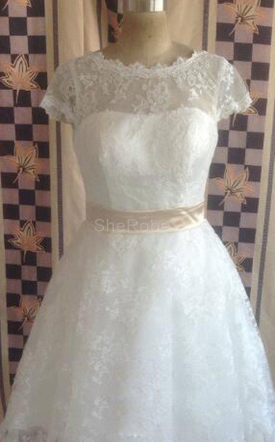 Plissiertes Reißverschluss Spitze Brautkleid mit Schleife mit Bordüre - Bild 3