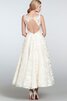 Robe de mariée en organza avec sans manches decoration en fleur a plage avec fleurs - 2