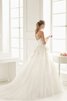 Halle Modern langes romantisches Brautkleid mit Reißverschluss mit Blume - 2