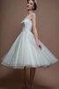 Durchsichtige Rücken Outdoor Ärmellos wadenlanges mini Brautkleid mit Knöpfen - 3