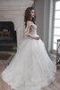 Vestido de Novia en Tul de Apliques de Espalda con ojo de cerradura de Natural - 2