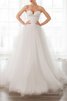 Robe de mariée frappant longueur au ras du sol avec lacets longue serieuse - 1