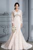 Sweep train Perlenbesetztes Organza Normale Taille Brautkleid mit V-Ausschnitt - 2