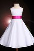 Robe de cortège enfant avec fleurs en satin manche nulle avec zip de princesse - 1