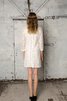 Abito da Sposa con Maniche Lunghe originale Naturale mini in pizzo decorato - 4