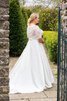 Robe de mariée en satin encolure ronde avec nœud à boucles a-ligne en 1/2 manche - 2