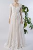 Plissiertes Tüll V-Ausschnitt extravagantes Brautkleid mit Bordüre mit Applikation - 1