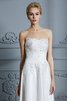 Wunderbar Romantisches Besonderes Brautkleid mit Natürlicher Taille mit Knöpfen - 7