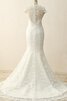 Robe de mariée modeste avec perle avec manche épeules enveloppants de traîne courte en satin - 5