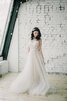 Sweep Zug Strand A-Line romantisches Brautkleid mit Schaufel Ausschnitt mit Applikation - 2