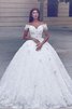 Robe de mariée elégant naturel classique avec décoration dentelle manche nulle - 1