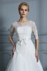 Robe de mariée en dentelle avec nœud boutonné brillant simple - 7