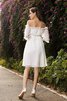 Robe de mariée moderne epaule nue en 1/2 manche ligne a de princesse - 2