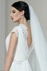 Sweep Zug plissiertes einfaches bodenlanges informelles Brautkleid mit Blume - 4