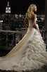A-Linie Gericht Schleppe attraktives langes Brautkleid mit mehrschichtigen Rüsche mit Blume - 2