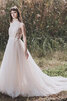 Fabelhaft Bodenlanges Luxus Anständiges Brautkleid mit Perlen - 3