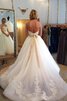Ärmellos Reißverschluss klassisches stilvolles Brautkleid mit Bordüre mit Applike - 2