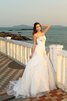 Robe de mariée classique elégant de tour de ceinture empire a plage avec fleurs - 1
