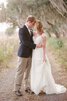 Robe de mariée distinguee en plage avec perle avec manche courte decoration en fleur - 3