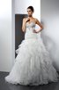 Ärmelloses Schick Elegantes Anständiges Brautkleid mit Rüschen - 1
