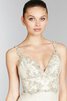 Robe de mariée distinguee décolleté dans le dos avec sans manches avec cristal de col en v - 4