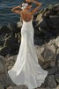 Gerüschtes Ärmelloses rückenfreies romantisches Brautkleid mit Bordüre aus Satin - 2