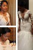 Robe de mariée naturel distinguee en tulle de sirène avec manche longue - 2